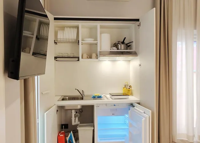 Crystal Domus Apartment *